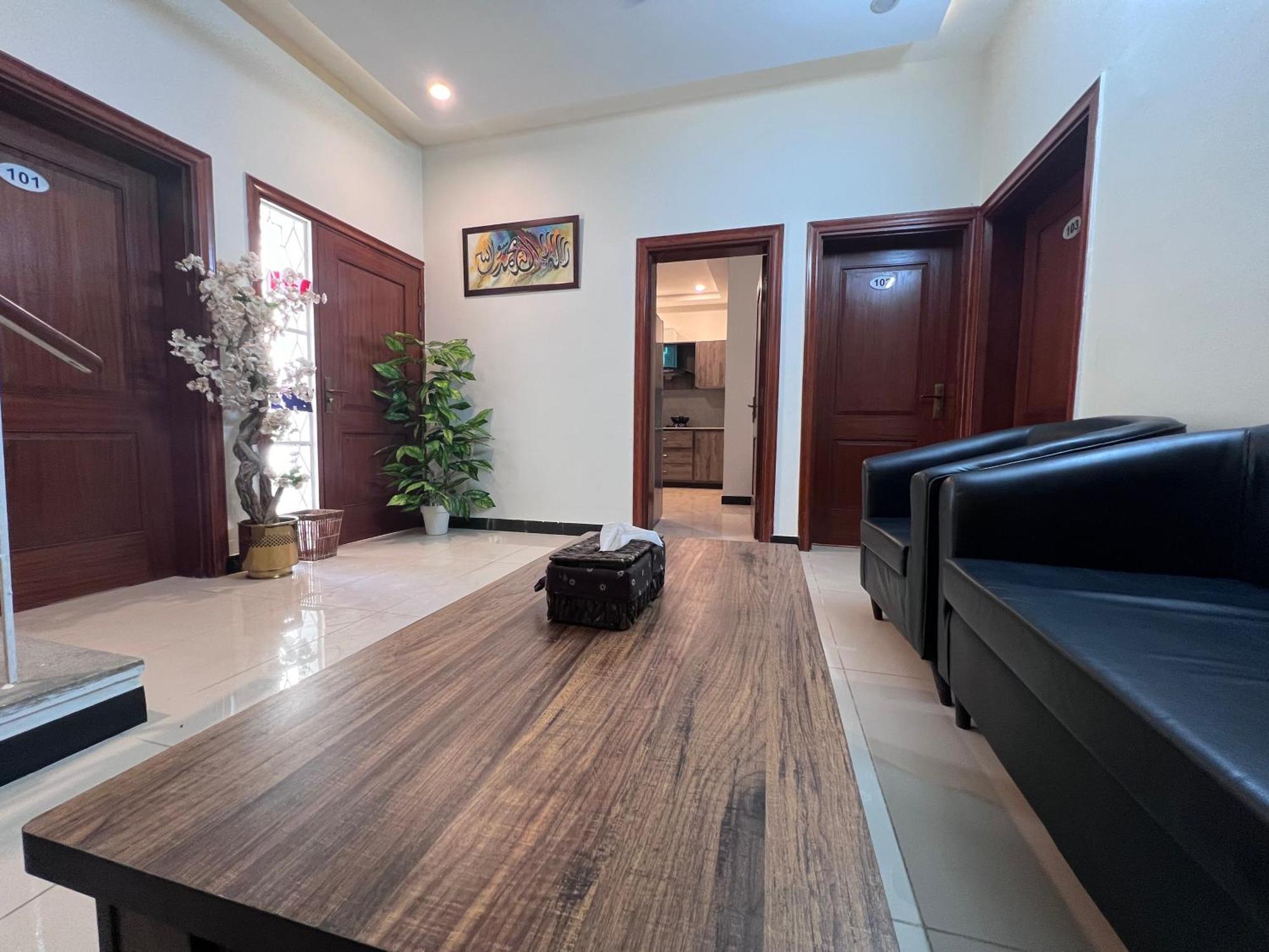 Bridge Residency-1, Sector F-6 อิสลามาบัด ภายนอก รูปภาพ