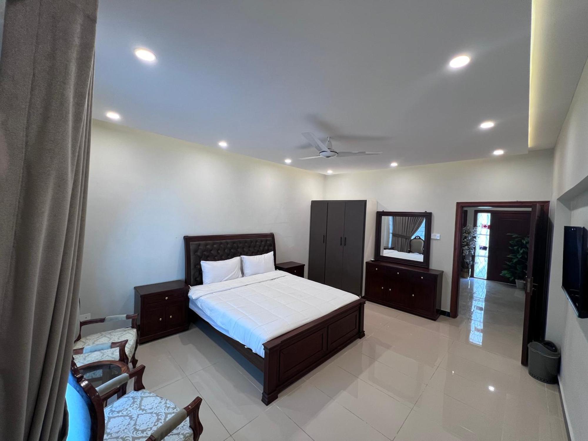 Bridge Residency-1, Sector F-6 อิสลามาบัด ภายนอก รูปภาพ