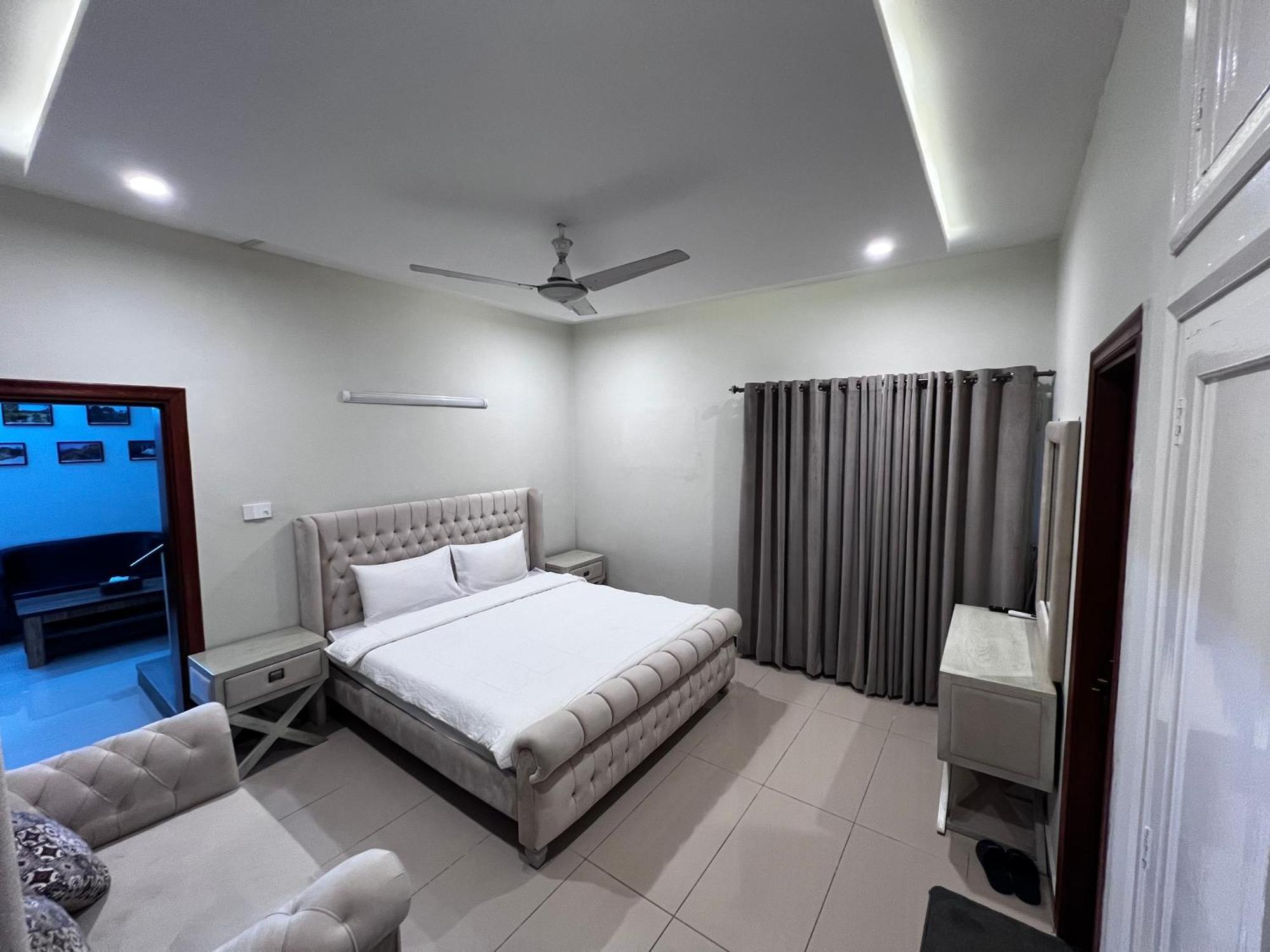 Bridge Residency-1, Sector F-6 อิสลามาบัด ภายนอก รูปภาพ