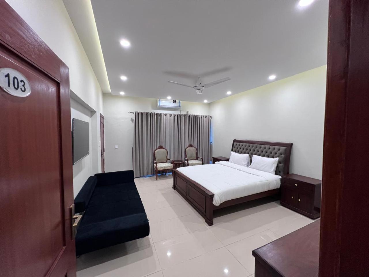 Bridge Residency-1, Sector F-6 อิสลามาบัด ภายนอก รูปภาพ