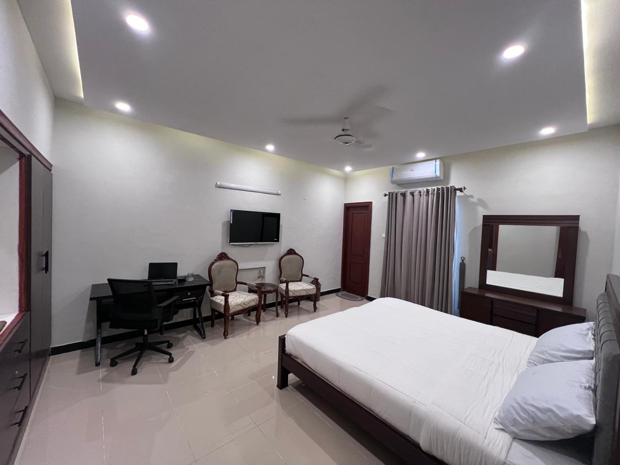 Bridge Residency-1, Sector F-6 อิสลามาบัด ภายนอก รูปภาพ